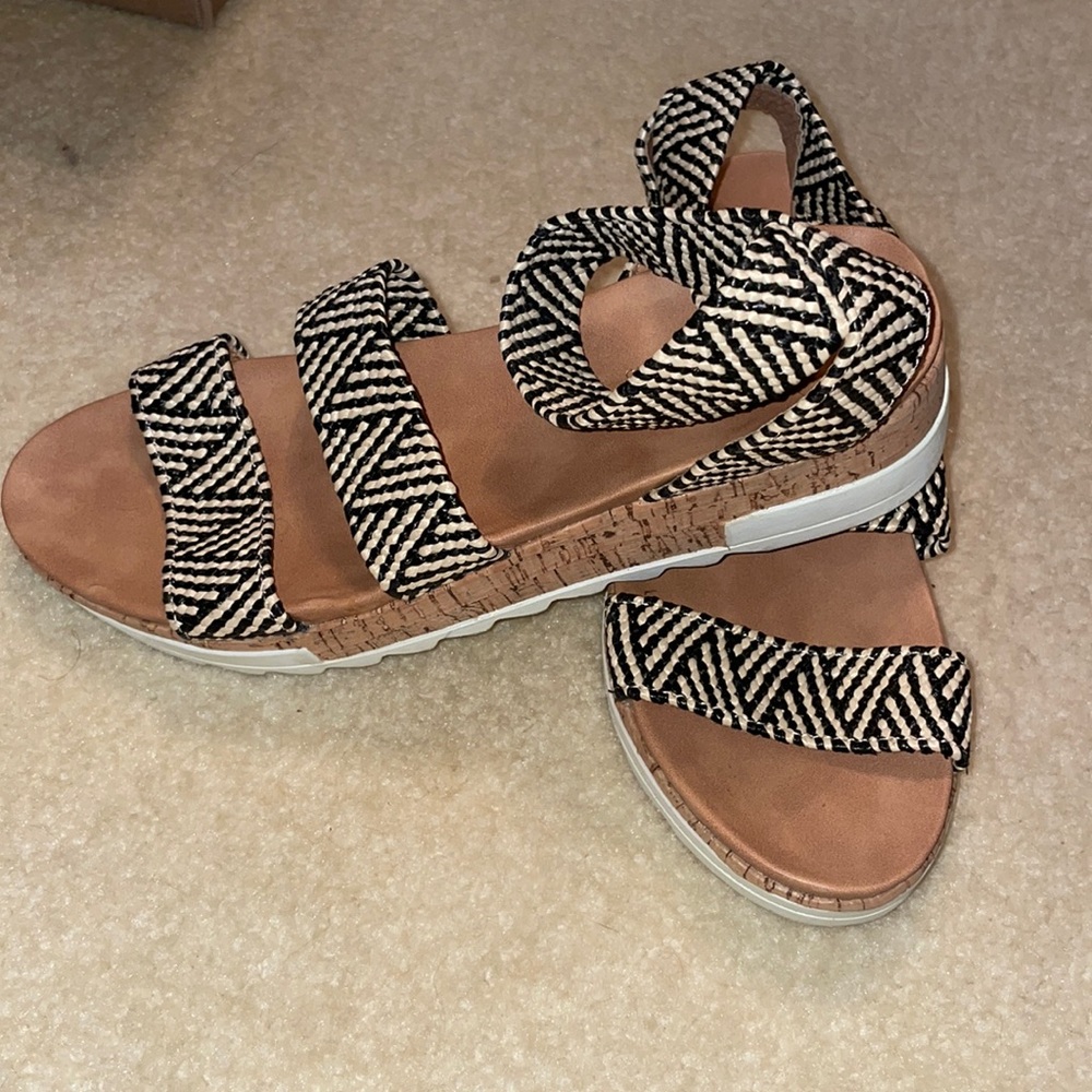 Catherine Malandrino Sandals